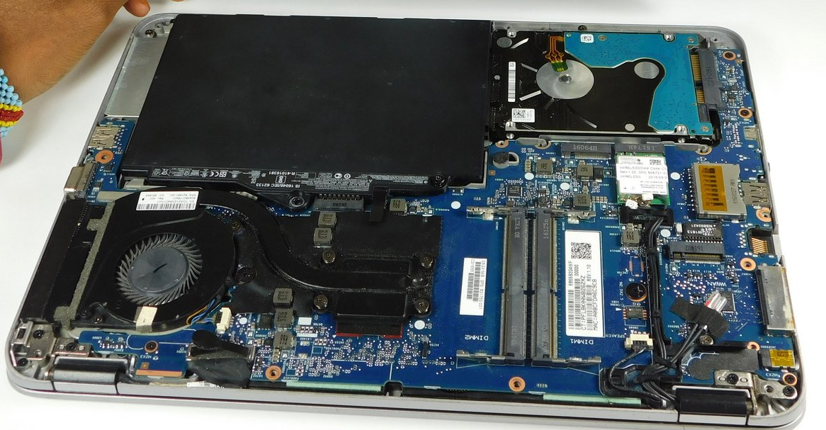 Internal Photo of HP elitebook 725 G3 G4, 820 G3 G4, 828 G3 G4, trackpoint US keyboard original (HP EliteBook 820 G3)
